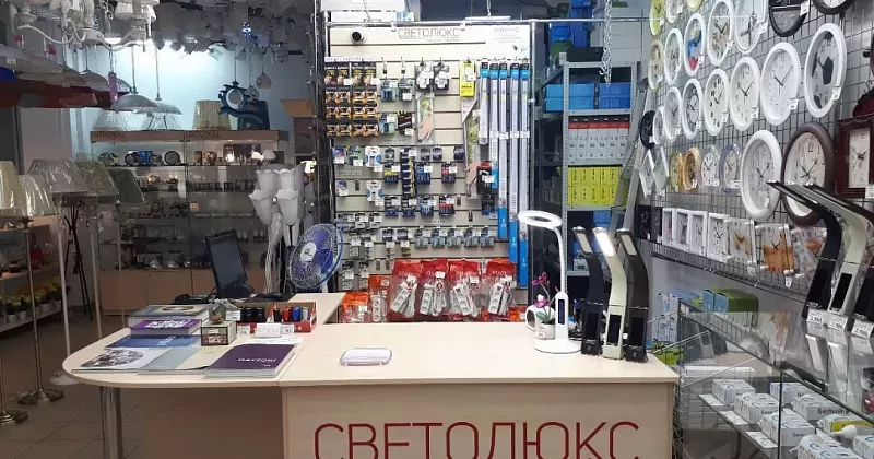 Готовый бизнес - салон света с высокой проходимостью